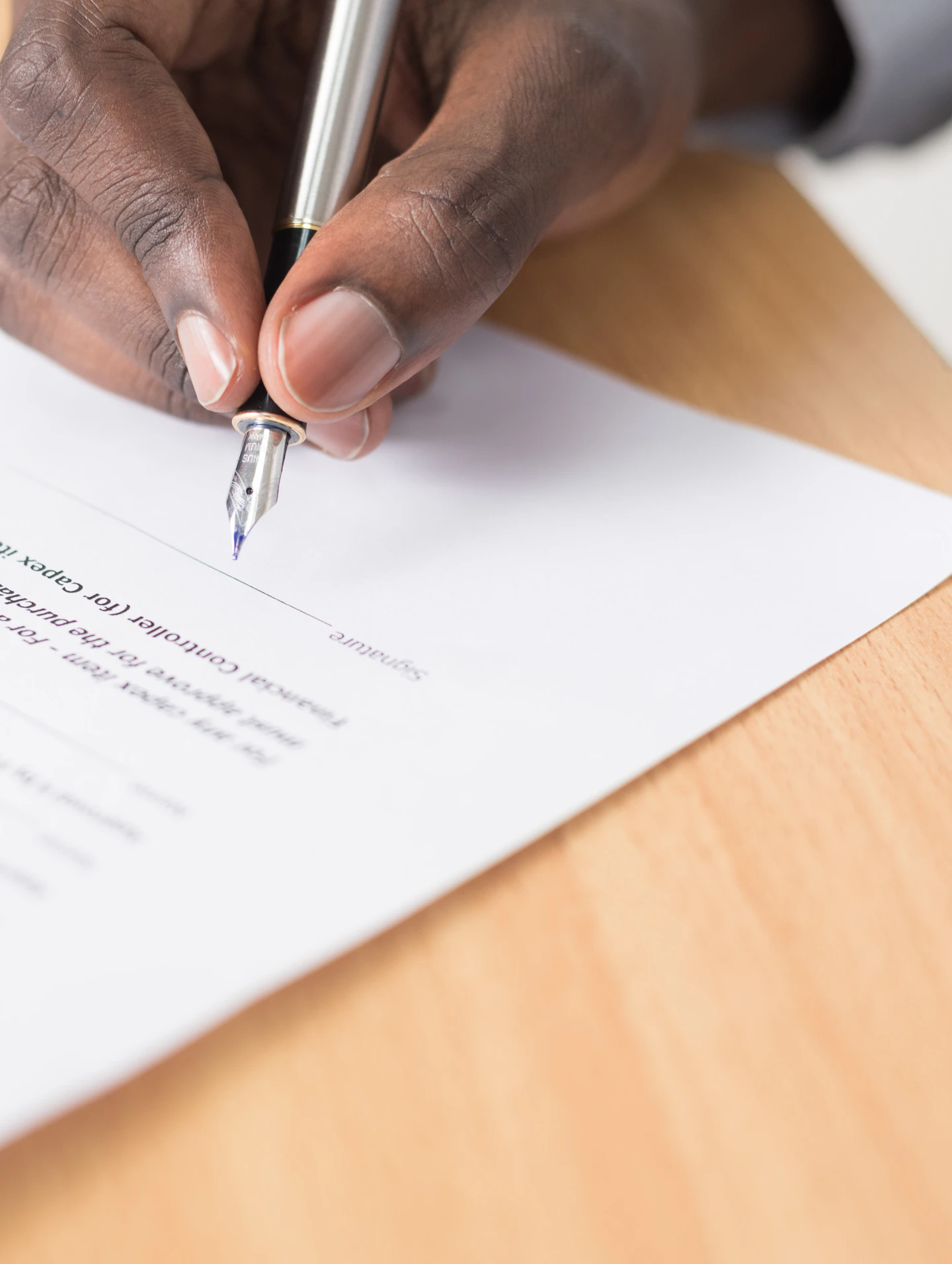 Annotation d’un document de travail sur un bureau